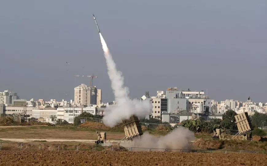 Iron Dome: scutul israelian a doborât majoritatea rachetelor Hamas, dar și-a arătat vulnerabilitatea. Cum funcționează sistemul