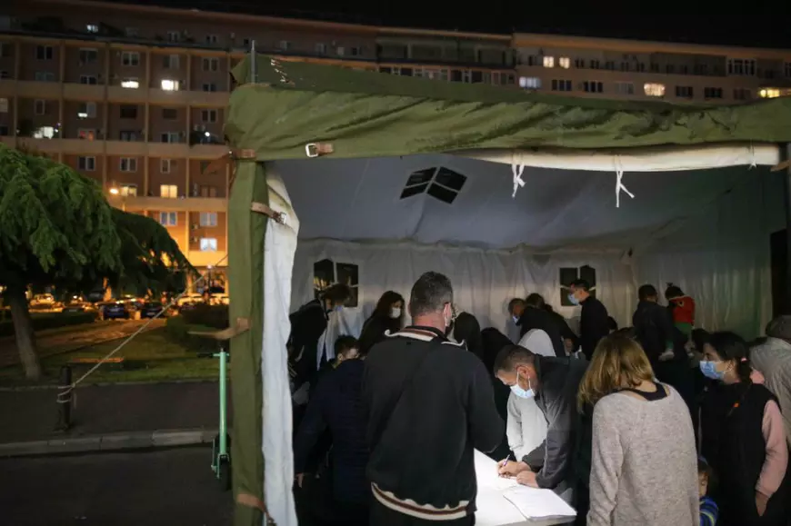 Surpriza unui doctor, la maratonul vaccinării. „Pe la 4 dimineața s-a prezentat un cuplu venerabil: domnul 94 de ani, doamna 91”