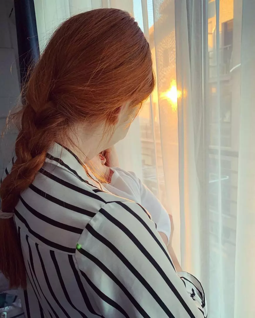 Olimpia Melinte, cu bebelușul în brațe și abdomenul la vedere la trei săptămâni de când a născut