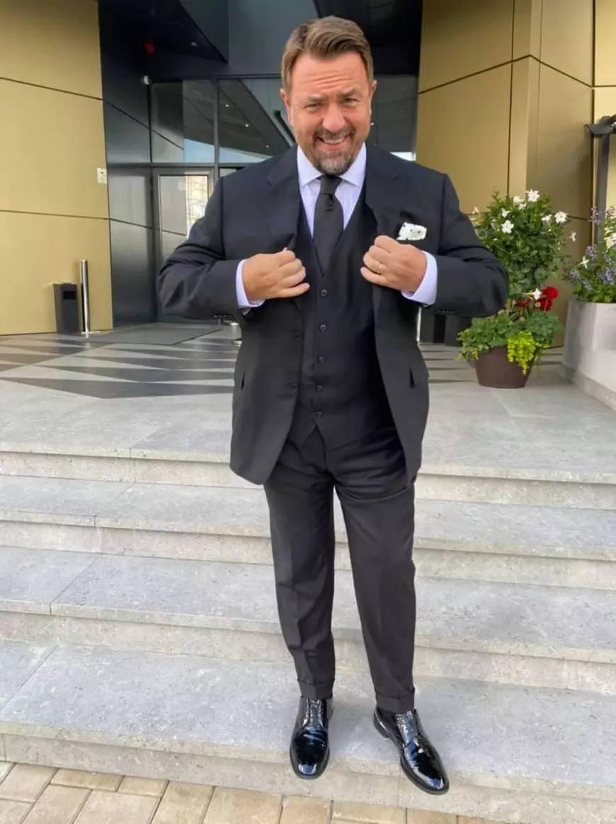 Horia Brenciu și actorul Alex Bogdan, detectivi în sezonul 2 „Masked Singer România!”