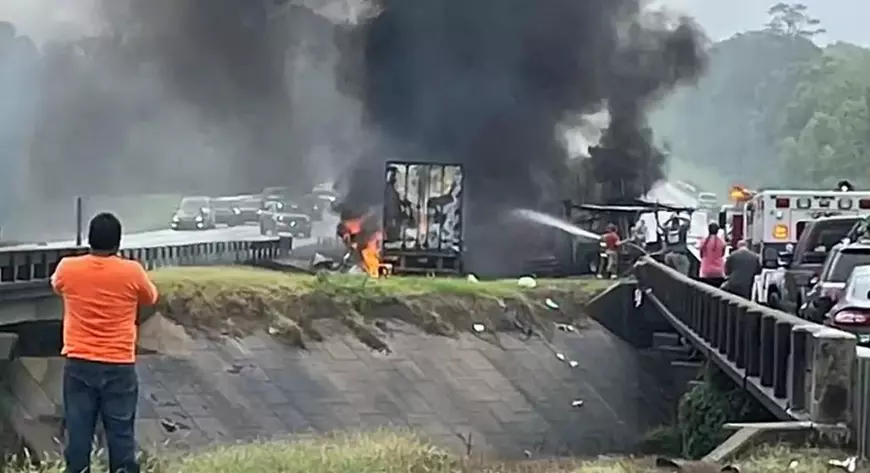 Nouă fetițe, una dintre ele o bebelușă de 9 luni, moarte într-un accident pe o autostradă din Statele Unite