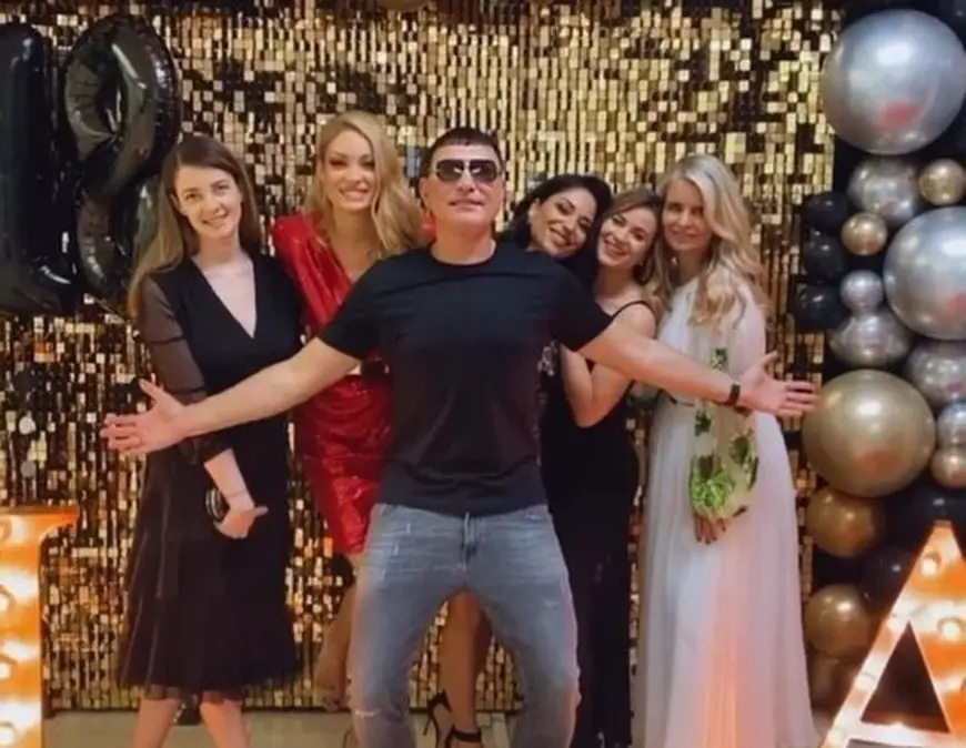 Apariție spectaculoasă a Valentinei Pelinel, la petrecerea de majorat a copiilor lui Cristi Borcea