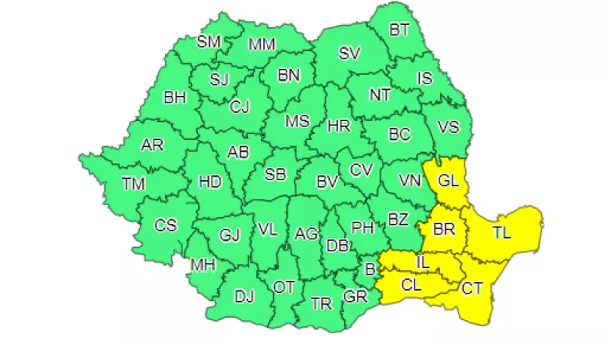 Noi avertizări de vreme rea: furtuni puternice în 15 județe, în următoarele două zile