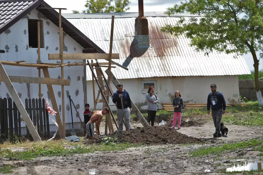 REPORTAJ. O familie cu doi copii din Tulcea a primit un cadou neașteptat de la românii din străinătate: „Pentru așa ceva nu strângeam bani într-o viață”