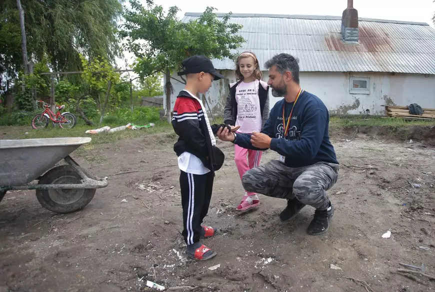 REPORTAJ. O familie cu doi copii din Tulcea a primit un cadou neașteptat de la românii din străinătate: „Pentru așa ceva nu strângeam bani într-o viață”