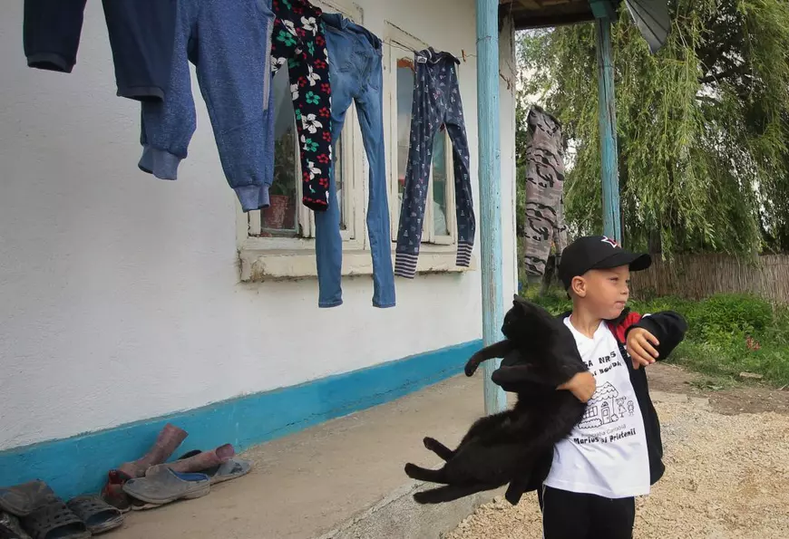 REPORTAJ. O familie cu doi copii din Tulcea a primit un cadou neașteptat de la românii din străinătate: „Pentru așa ceva nu strângeam bani într-o viață”