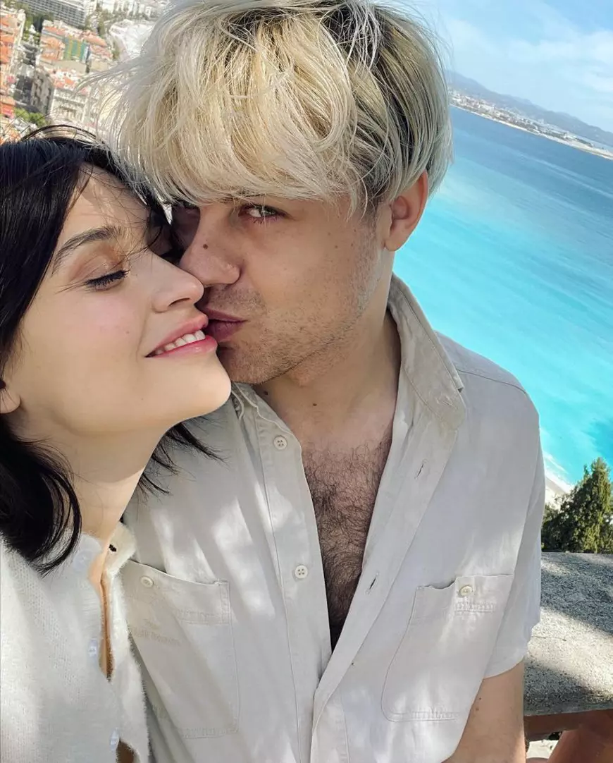 Cum au fost surprinși Irina Rimes și iubitul francez pe străzile din Nisa. Fotografia a stârnit reacții