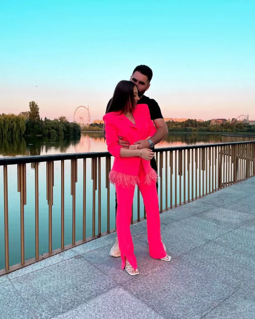 Ce i se întâmplă lui Nicole Cherry de când e însărcinată cu primul copil. „E ciudat”