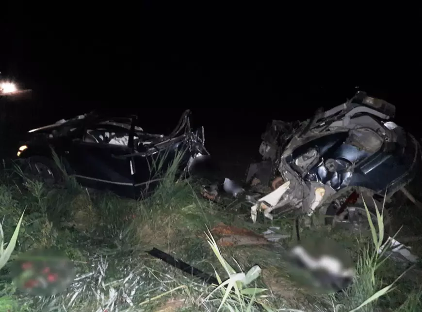VIDEO | Mașina unui român ruptă în două, șoferul mort pe loc, pe o șosea din Ungaria