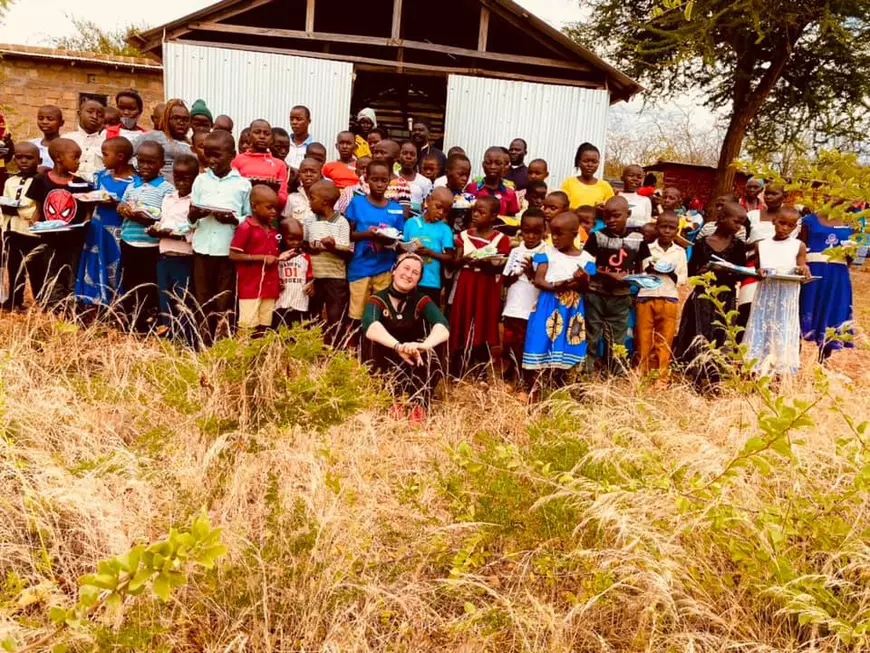 Povestea româncei care ajută copiii din Kenya. Cum Veronica a devenit Mwende