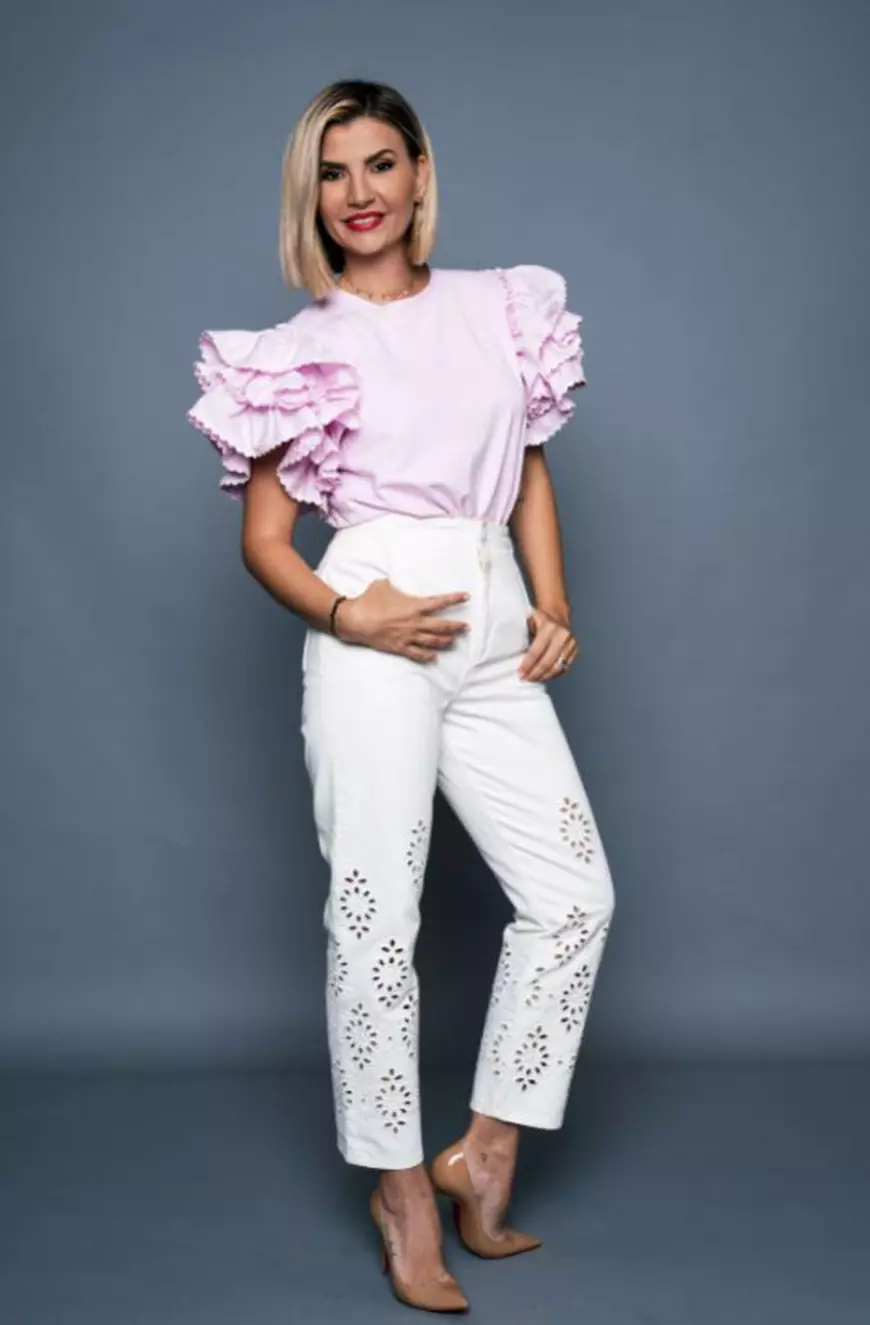 Anamaria Ionescu se retrage de la „Vorbește lumea”. Primele declarații: „O să vă salut din Franța”