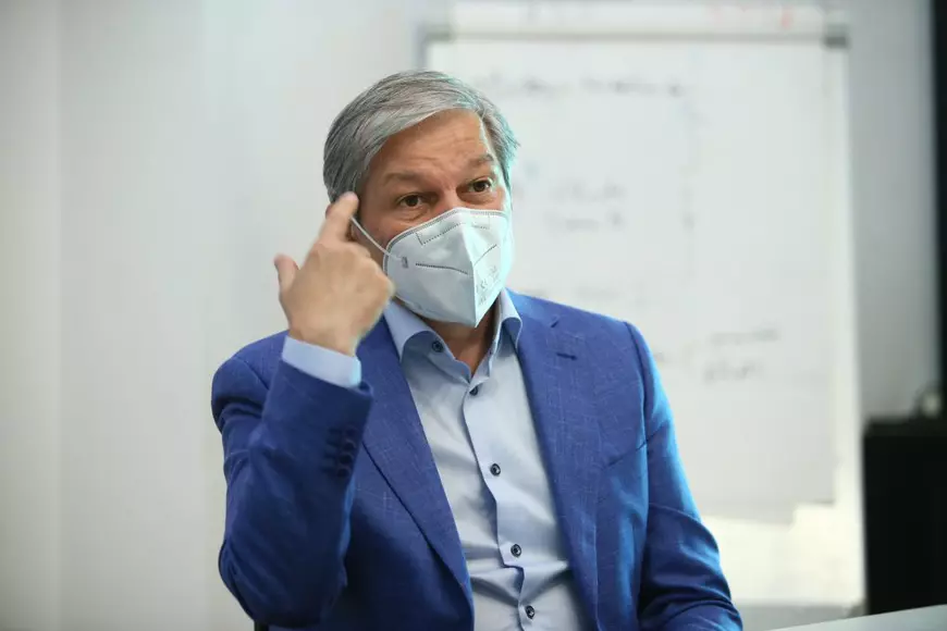 INTERVIU | Dacian Cioloș s-a vaccinat, face yoga „ca să se adune” și intră în cursa pentru șefia USR-PLUS, deși nu prea își dorea: „Eu nu mă agăț de o funcție”