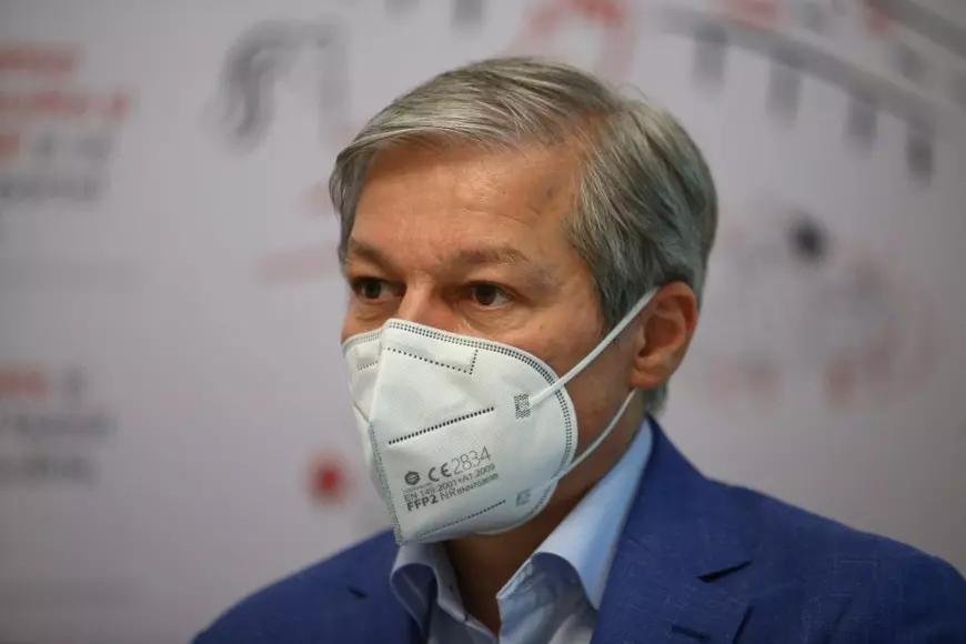 INTERVIU | Dacian Cioloș s-a vaccinat, face yoga „ca să se adune” și intră în cursa pentru șefia USR-PLUS, deși nu prea își dorea: „Eu nu mă agăț de o funcție”