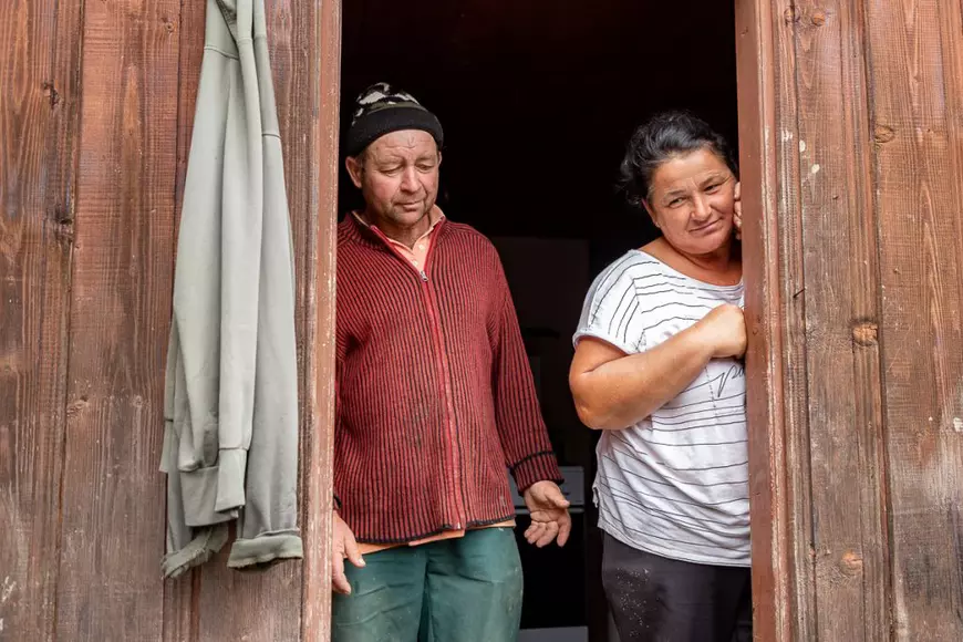 Inundațiile dincolo de breaking news. „Am văzut pe GPS cum mașina mi-a ajuns în râu”