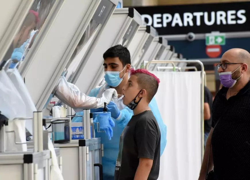 Vaccinurile au „învins” pandemia în Israel, varianta Delta a readus-o la viață. Ce spun acum israelienii care se lovesc din nou de restricții