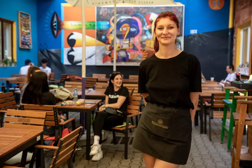 „Clujul e Manhattanul României”. Cum trăiesc TIFF-ul clujenii care nu ajung la cinema pentru că muncesc