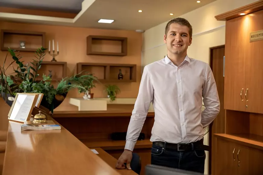 „Clujul e Manhattanul României”. Cum trăiesc TIFF-ul clujenii care nu ajung la cinema pentru că muncesc