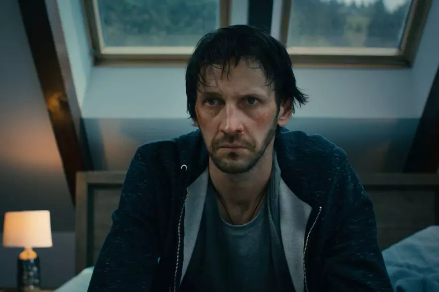 Regizorul Bogdan Apetri, premiat la TIFF: „Scopul unui film nu este să educe. Spectatorului trebuie să-i produci șocuri electrice neuronilor”