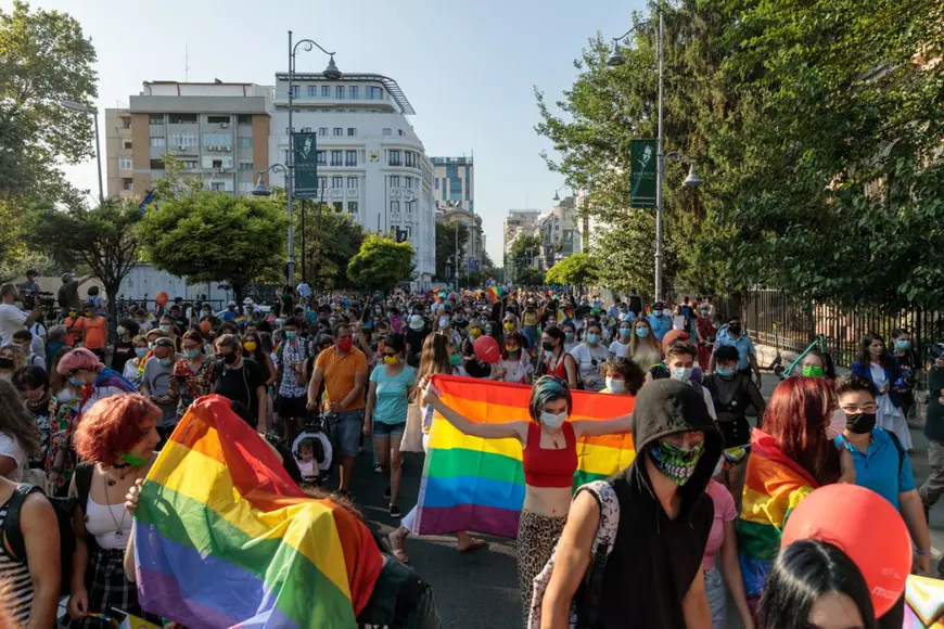 Andrew Noble, ambasadorul britanic, mesaj pentru români despre drepturile LGBT: „Nu cred că o societate e cu adevărat liberă, dacă milioane de oameni nu pot să-și trăiască adevărata viață”