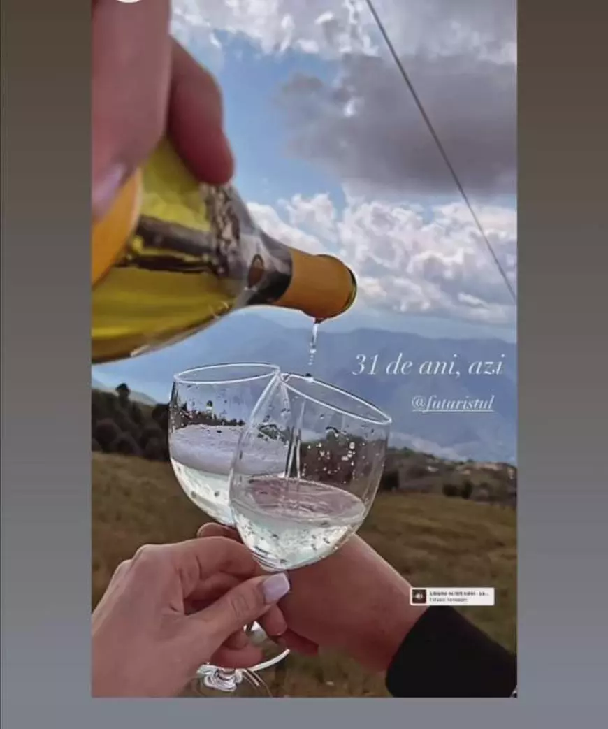 Răzvan Simion și Daliana Răducanu, mai îndrăgostiți ca niciodată. Cum s-au fotografiat în dormitor