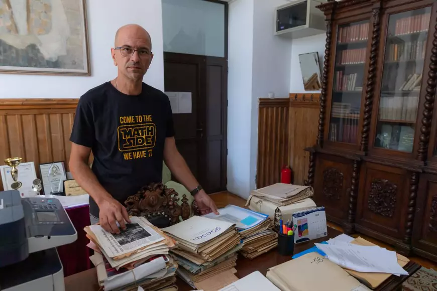 Cum răspunde inginerul care a expertizat Colegiul „Gheorghe Șincai” după ce directorul l-a acuzat că a făcut verificările „din birou”