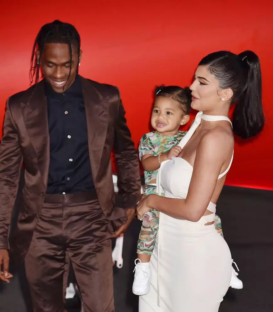 Kylie Jenner e însărcinată. Așteaptă al doilea copil cu Travis Scott