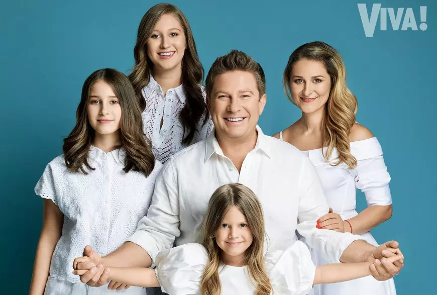 Regula pe care Pavel Bartoș o respectă în familia lui. „Am învățat de la cei bătrâni asta. Sebastian Papaiani îmi spunea”