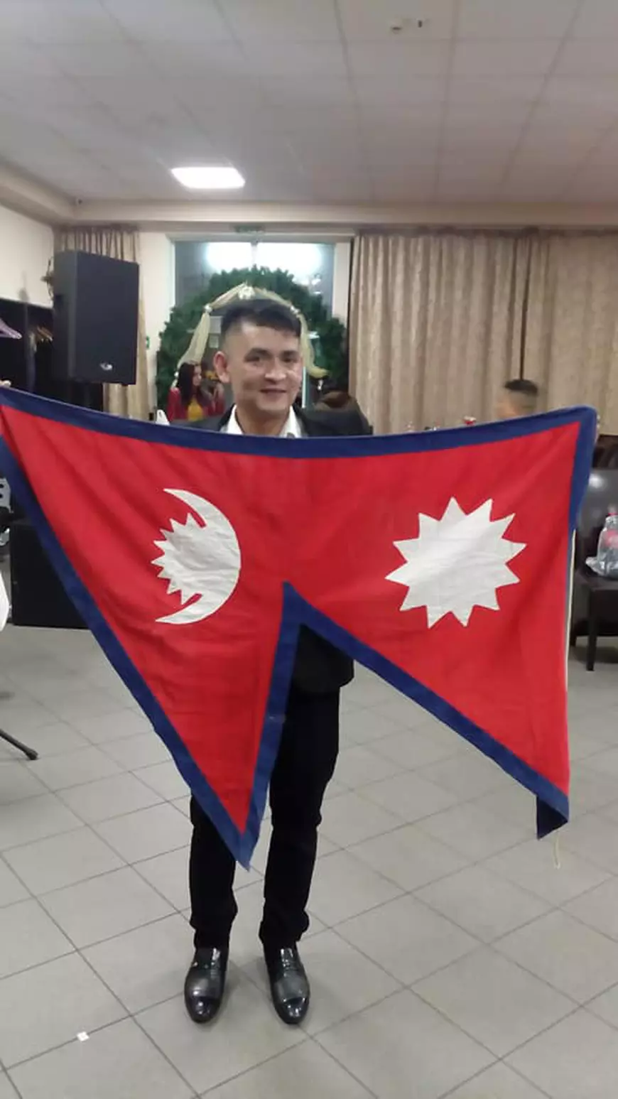 „Am avut răbdare. Asta le recomand și celor care vor să fugă ilegal în Occident”. Povestea unui nepalez care a muncit 5 ani în România