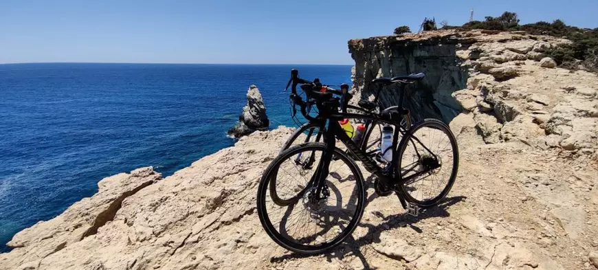 O altfel de vacanță: doi timișoreni au pedalat din Grecia până acasă. ﻿„Nu mai e presiunea timpului. Stăm cât vrem și pornim mai departe”