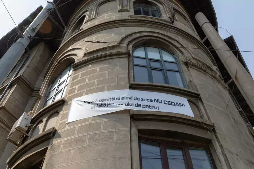 Inginer, despre Colegiul Șincai: „Contestă-l pe Băluță, dar să nu ne prefacem că acea clădire nu e vulnerabilă”