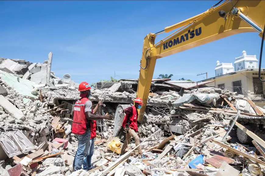 Bilanțul seismului din Haiti a urcat la aproape 1.300 de morți. Sute de oameni, încă dispăruți