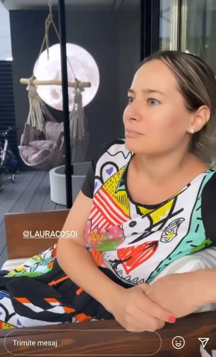 Adela Popescu, vizită surpriză din partea unei bune prietene, la câteva zile după ce a născut. Ce făcea Radu Vâlcan în acest timp