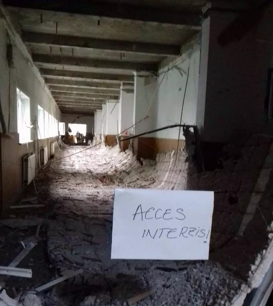 Pericolul de la școală: cel puțin 11 instituții de învățământ din România s-au prăbușit peste elevi, la ore, în ultimii zece ani