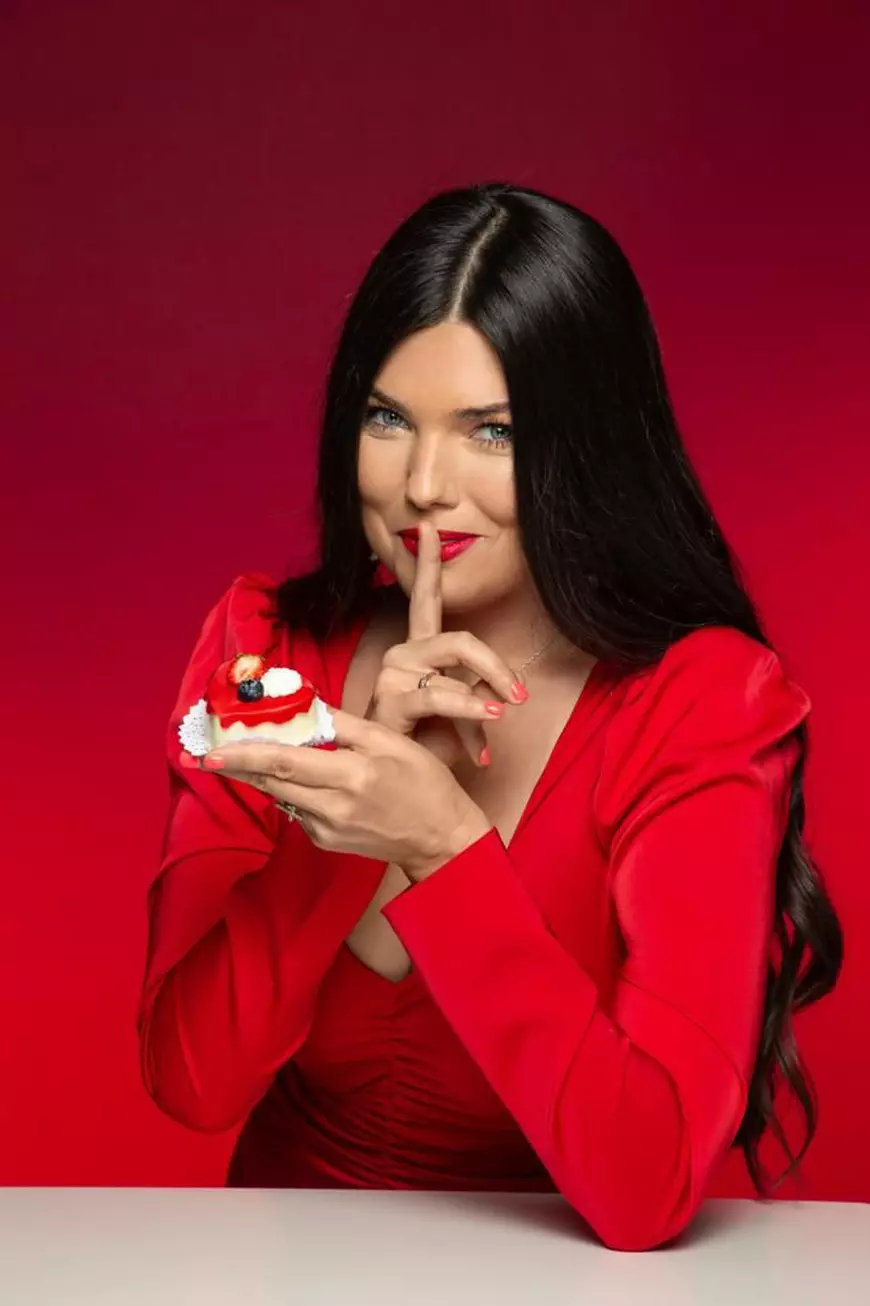 Cleopatra Stratan, Paula Seling şi Ion Paladi te invită să descoperi universul Dulcinella!