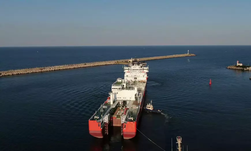 Cel mai modern vas din lume pentru recuperarea de diamante marine, construit la Mangalia. Prețul navei-gigant a fost unul uriaș