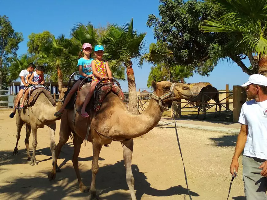 Top 5 destinații de vacanță pentru luna septembrie. Unde pot călători familiile cu copii