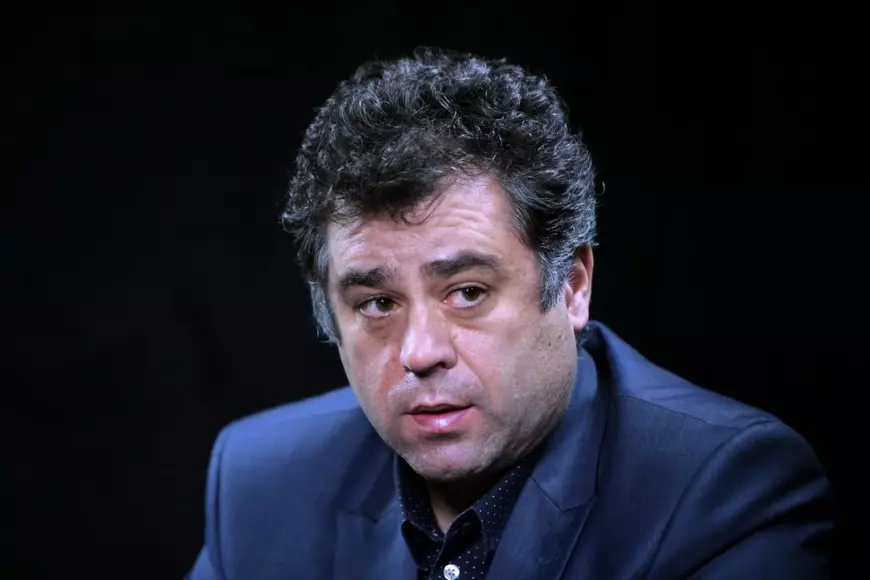 Mari erori judiciare din România. Cum a fost condamnat un tânăr la 22 de ani de închisoare pentru o crimă pe care nu a comis-o, în baza unui fir de păr