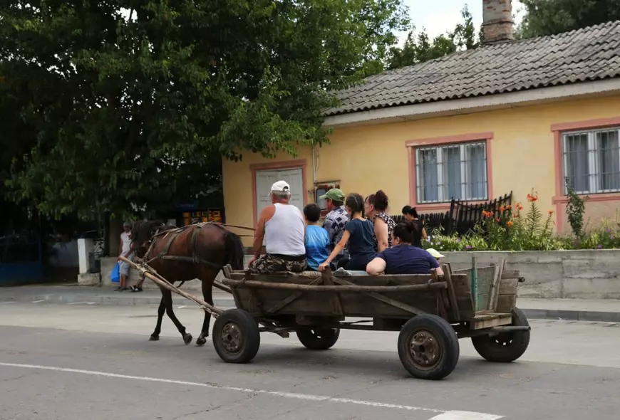 Bebeluș ajuns la ATI după ce a fost bătut de tatăl violent, iar poliția nu s-a implicat să o salveze pe mamă din casă