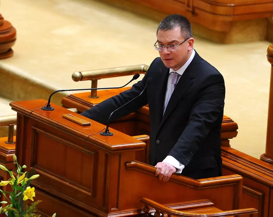 Record de voturi pentru demiterea unui Guvern, la moțiunea de cenzură împotriva cabinetului Cîțu