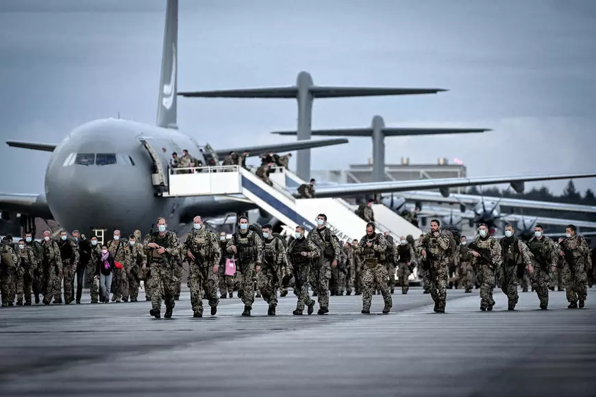 Riscul evacuărilor haotice din Afganistan. Peste 200 de persoane fără acte, între care violatori de copii și traficanți de droguri, aduși în Germania cu avioanele militare