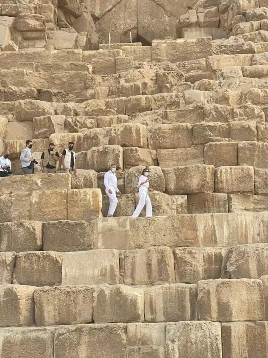 Noi imagini cu turiștii Klaus și Carmen Iohannis în vizită la piramide: Moarte pe Nil