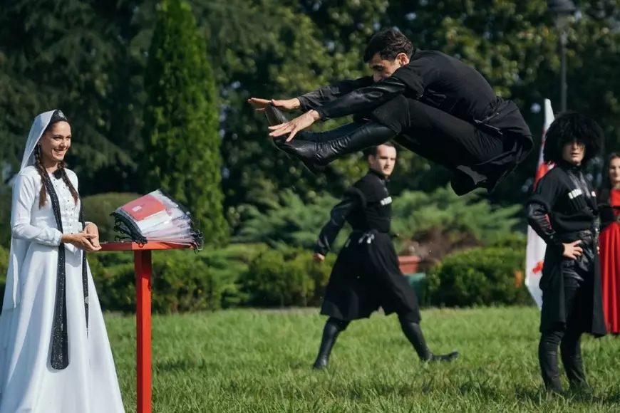 „Asia Express”, sezonul 4, ajunge în Georgia. Primele imagini și declarații: „Șoc și groază”