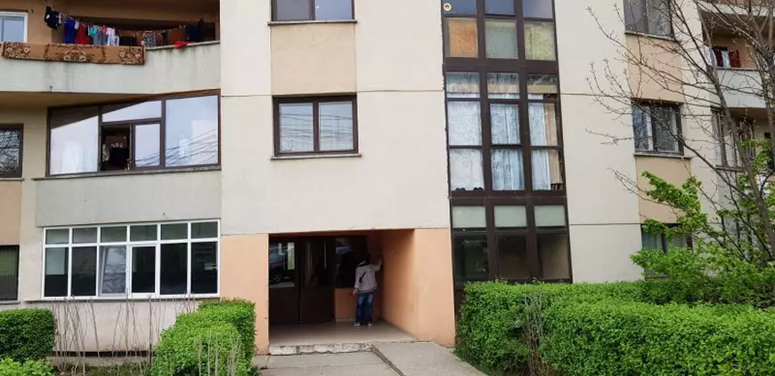 Fenomenul „legalelor”. Povestea tânărului care se droga de la 12 ani și a ucis doi oameni pentru etnobotanice