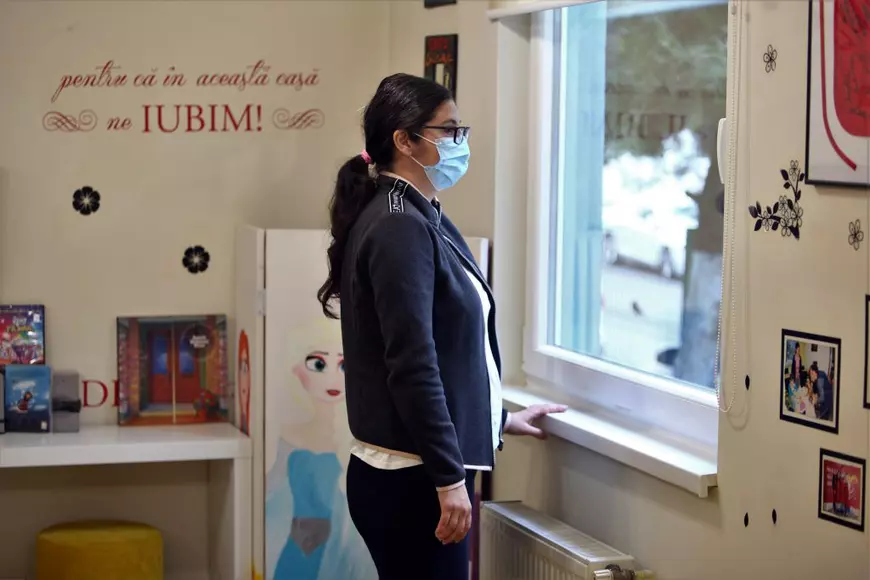 REPORTAJ. O casă departe de acasă. Cine are grijă de părinţii copiilor internaţi în spital