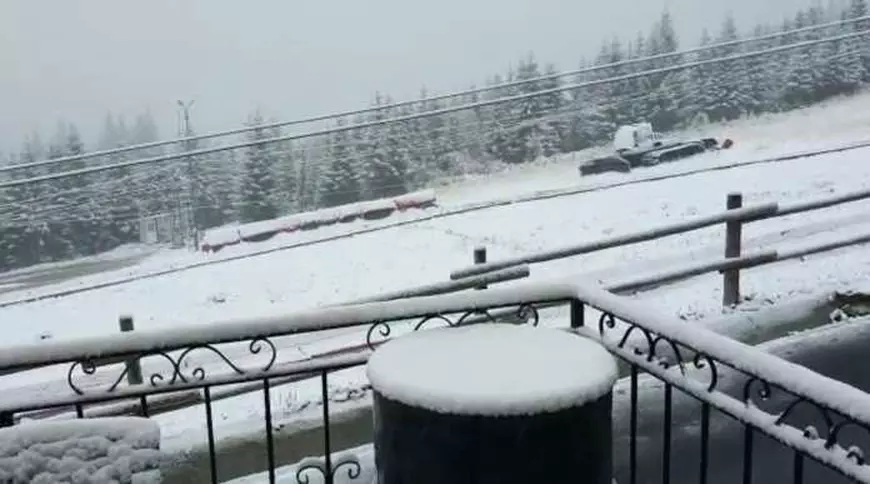 A nins în mai multe zone din țară. Imagini surprinse la Rânca, Luncile Prigoanei și pe Transalpina