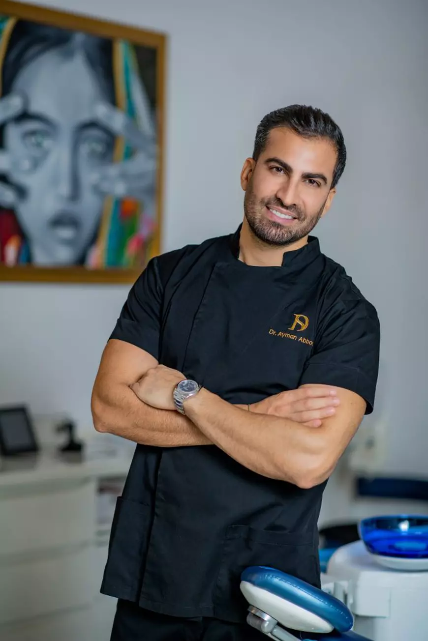 FAŢETELE EMAX, TEHNOLOGIE ŞI ARTĂ ÎN ACEEAŞI PROCEDURĂ