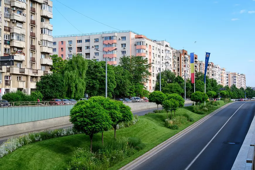 Casele noastre, tot mai mici. Cine e de vină pentru apartamentele înghesuite și aglomerarea urbană din București