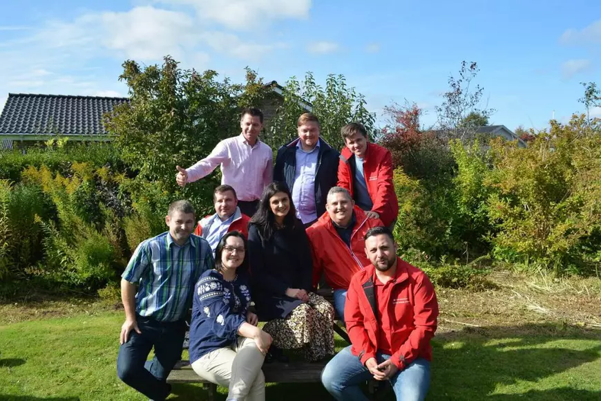 „Copilul meu este îngropat aici”. Cum a ajuns un român să candideze la alegerile din Danemarca