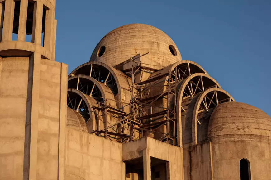 Catedrala din Craiova în care se tot bagă bani publici, dar lucrările nu mai avansează. „Se va termina când o vrea Dumnezeu!”