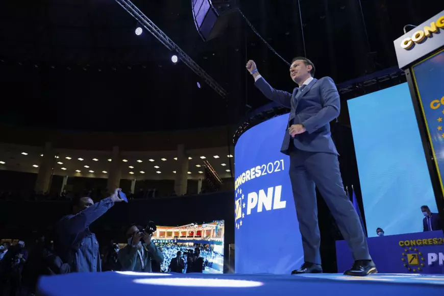 Anul dispărut 2021: de ce nu liderii de azi, nu Ceaușescu, ci Carol I se poate numi lider al unei țări